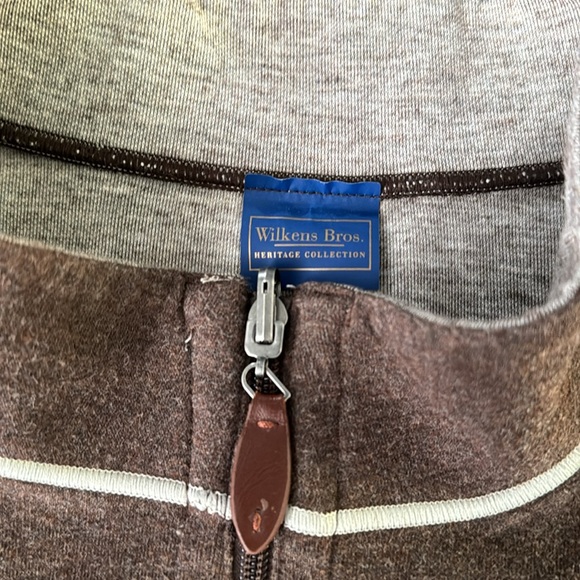 SET OF 2 WILKENS BROS ZIP UP VESTS - Picture 3 of 7